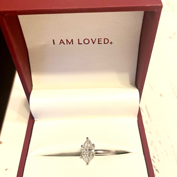 Wedding Ring_Engagement Ring_Lab Diamond_1ct Marquise Brilliant 1.06_WhtGld14kt - Picture 2 of 8